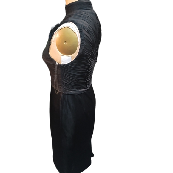 Vera Wang Black Nude Silk Chiffon Mock Neck Ruched Sheath Dress Size 12 - Picture 4 of 10